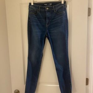 Old Navy extra high rise rockstar super skinny secret smooth pocket jeans